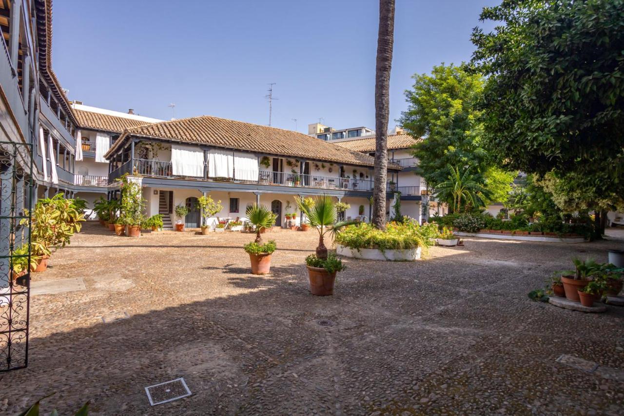 Conde Central Courtyard By Valcambre Seville Exterior photo